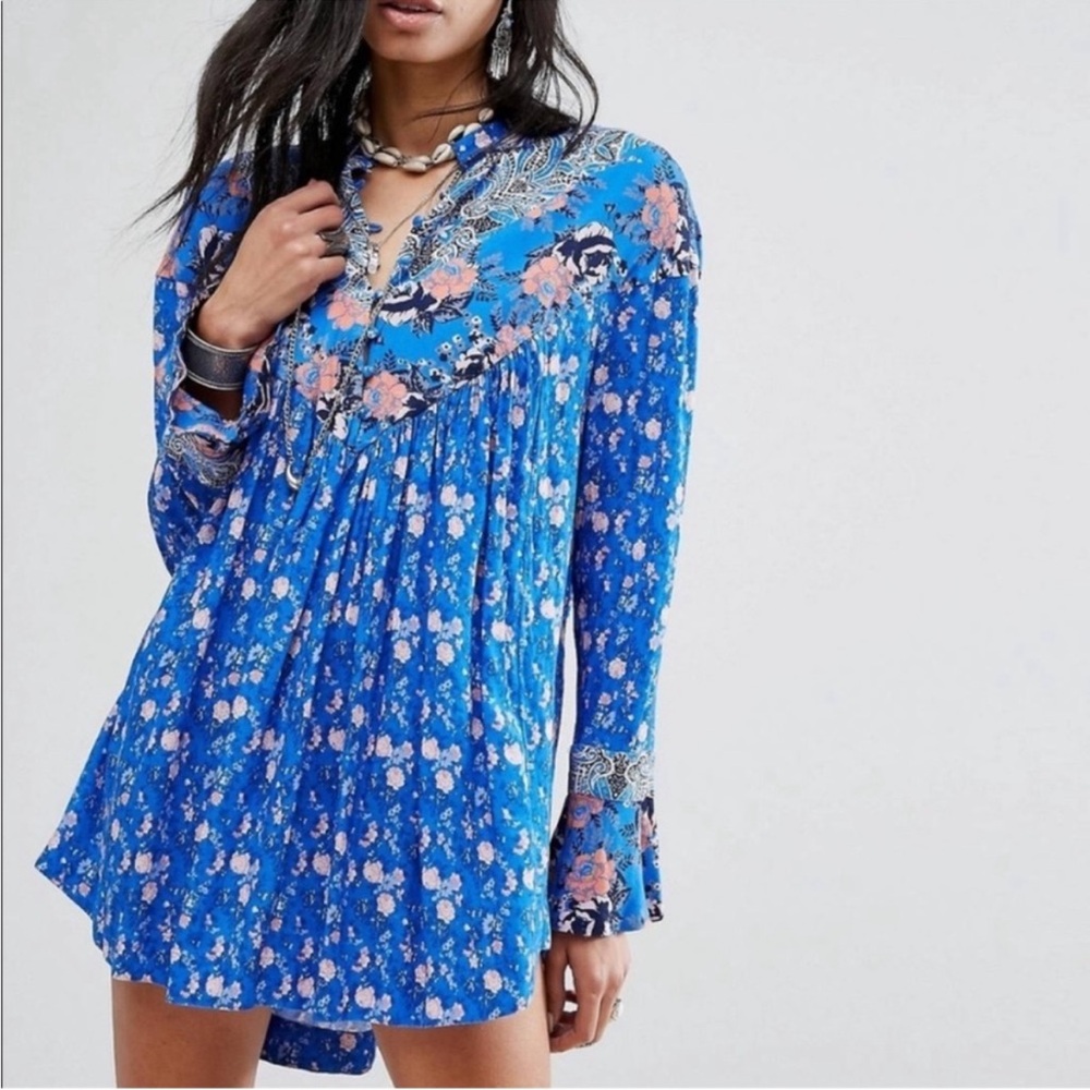 Free People Blue Wildflower Fields Floral Bell Sleeves Tunic